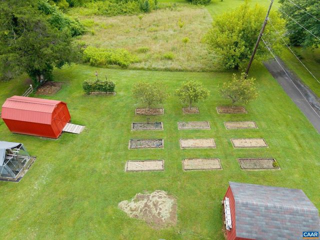 31 WESLEY ST, Stanardsville, VA 22973