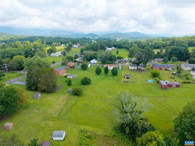 31 WESLEY ST, Stanardsville, VA 22973