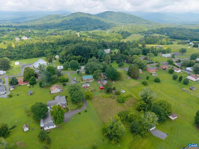 31 WESLEY ST, Stanardsville, VA 22973