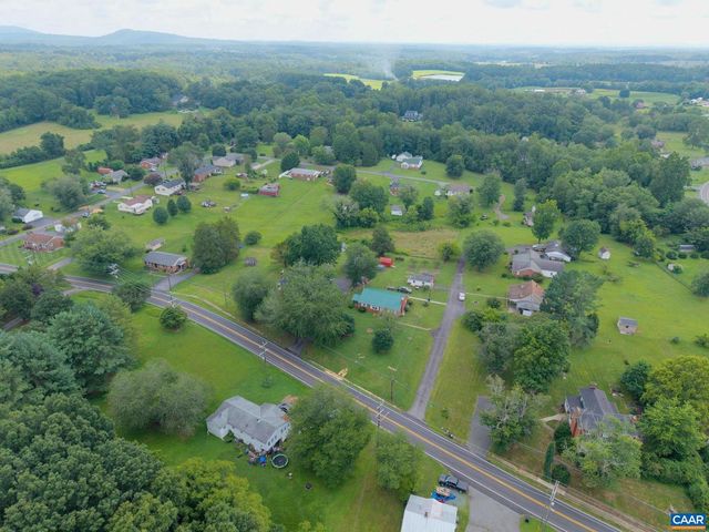 31 WESLEY ST, Stanardsville, VA 22973