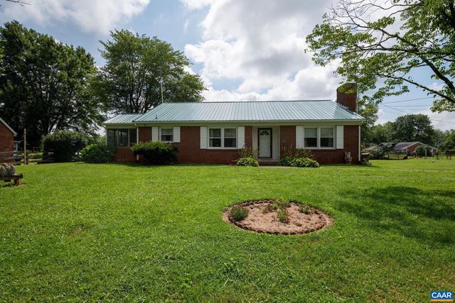 31 WESLEY ST, Stanardsville, VA 22973