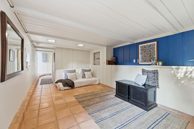 23185 Old Santa Cruz Highway, Los Gatos, CA 95033