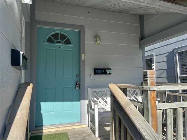3412 Denver Ave A, Corpus Christi, TX 78411