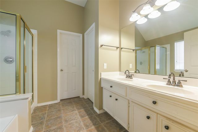 3526 Paigewood Drive, Pearland, TX 77584