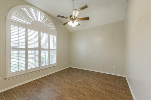 3526 Paigewood Drive, Pearland, TX 77584