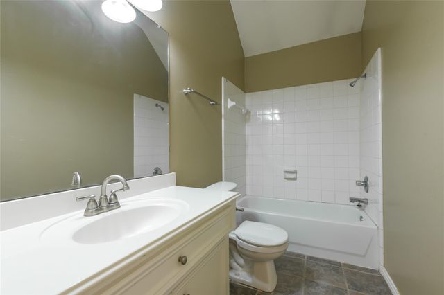 3526 Paigewood Drive, Pearland, TX 77584