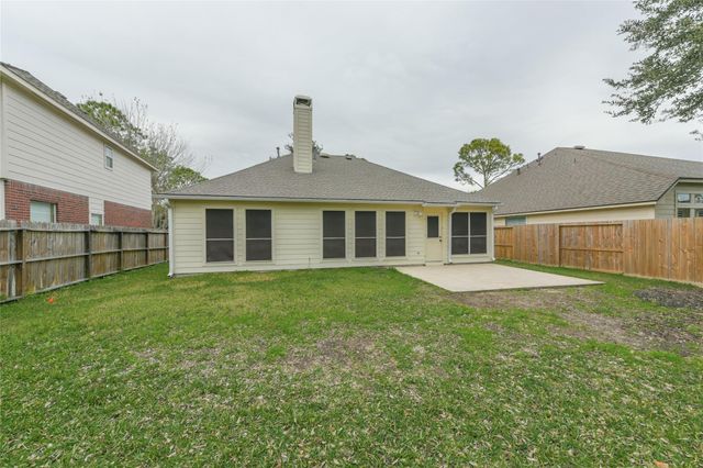 3526 Paigewood Drive, Pearland, TX 77584