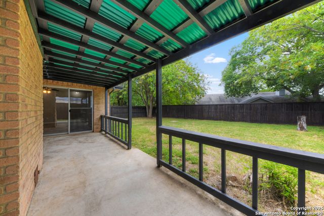 627 Summerwood, New Braunfels, TX 78130