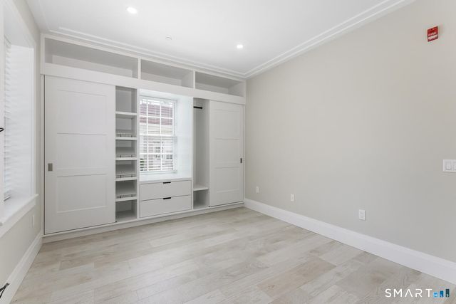 1990 Bronson Road 2, Fairfield, CT 06824