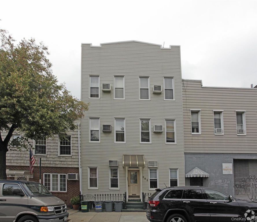352 Leonard Street, Brooklyn, NY 11211