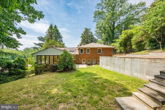 3621 38TH ST N, Arlington, VA 22207