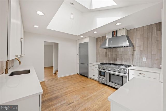3621 38TH ST N, Arlington, VA 22207