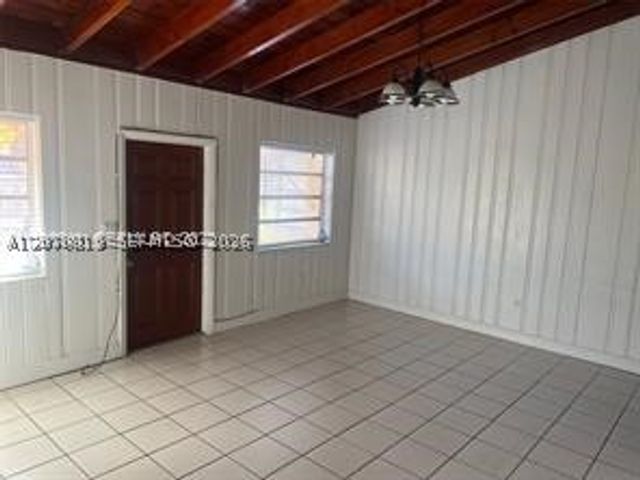 1112 SW 65th Ave back, West Miami, FL 33144