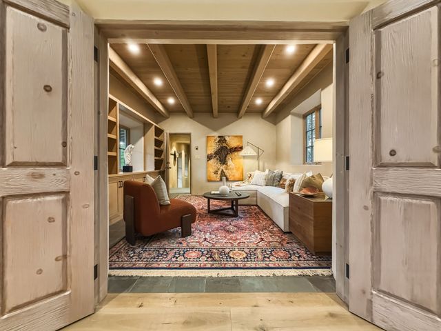 3876 Old Santa Fe Trail, Santa Fe, NM 87505
