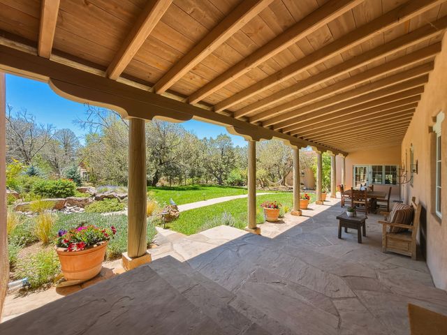 3876 Old Santa Fe Trail, Santa Fe, NM 87505