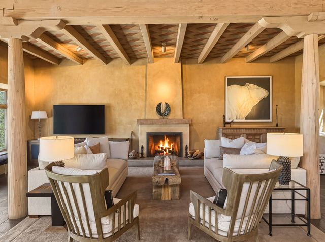 3876 Old Santa Fe Trail, Santa Fe, NM 87505