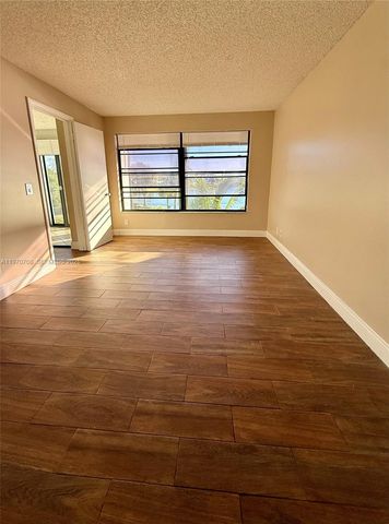 201 Lake Pointe Drive 202, Oakland Park, FL 33309