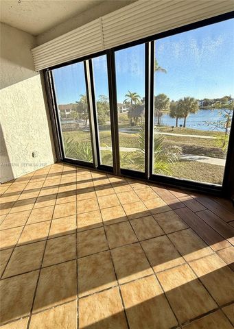 201 Lake Pointe Drive 202, Oakland Park, FL 33309