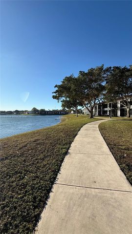 201 Lake Pointe Drive 202, Oakland Park, FL 33309