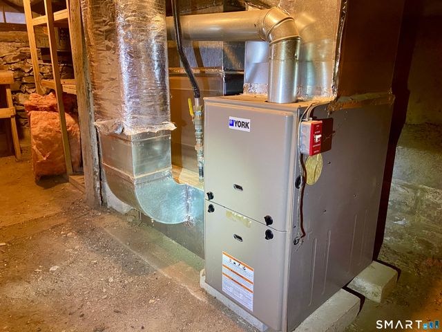 11 Wrightson Drive, Thompson, CT 06277