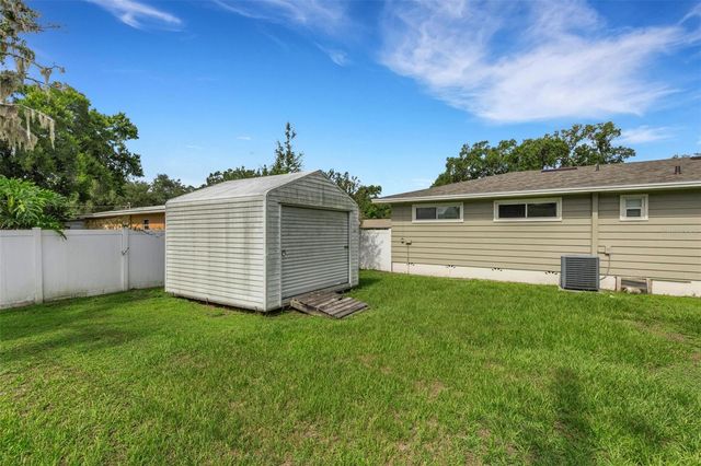 2620 MARTIN AVENUE, Lakeland, FL 33803