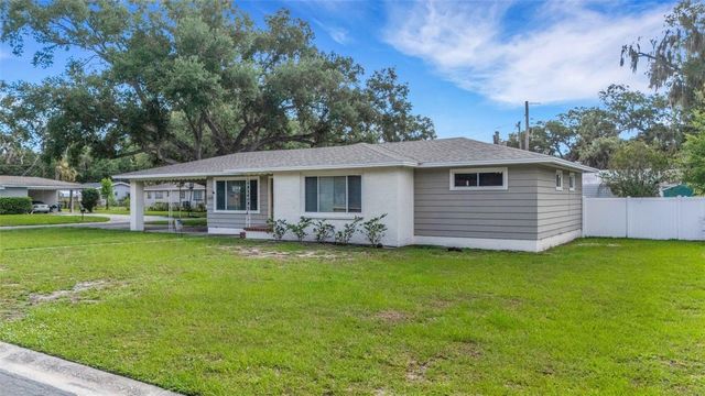 2620 MARTIN AVENUE, Lakeland, FL 33803