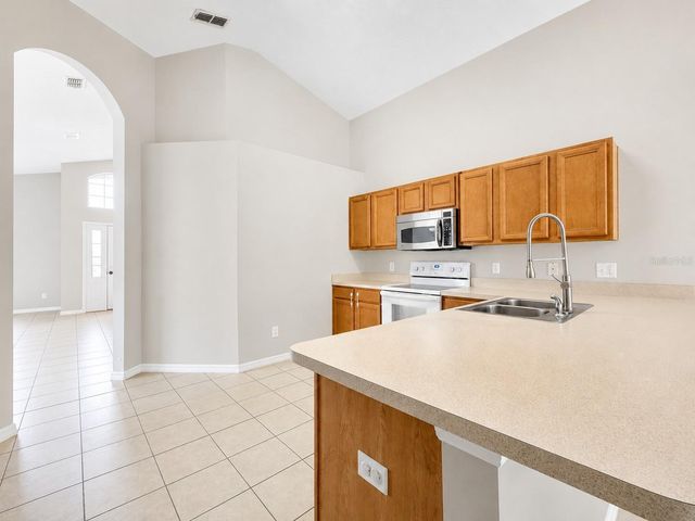139 HYPOLITA AVENUE, Davenport, FL 33897