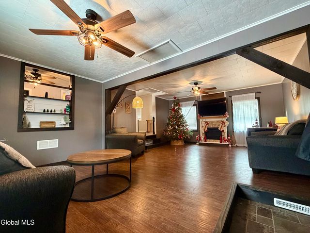 52 Division Road, Queensbury, NY 12804