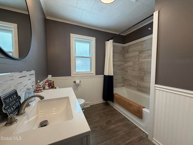 52 Division Road, Queensbury, NY 12804