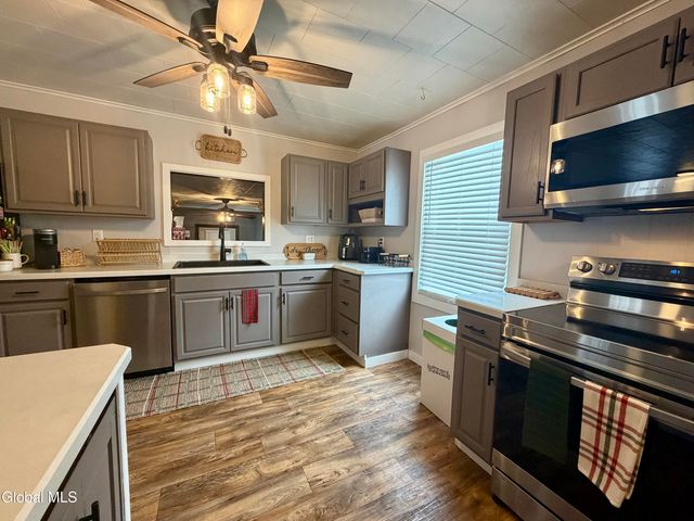 52 Division Road, Queensbury, NY 12804