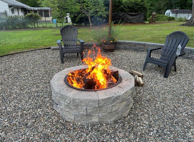 52 Division Road, Queensbury, NY 12804