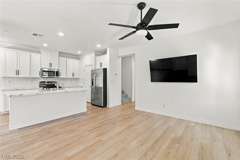 600 North Carriage Hill Drive 1021, Las Vegas, NV 89138 — photo 4