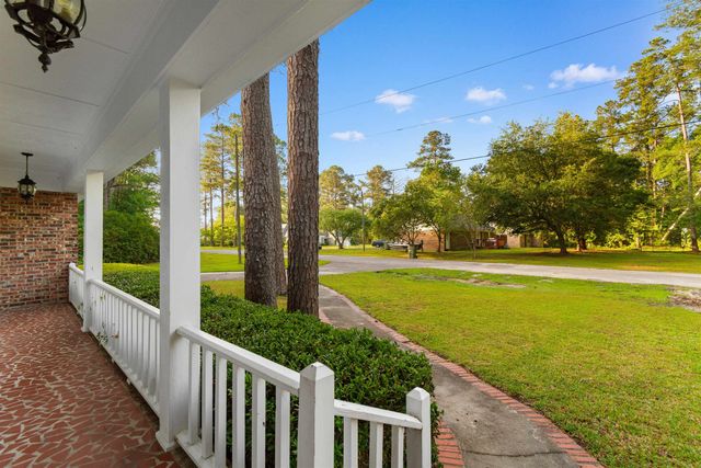 106 Jessamine St., Andrews, SC 29510