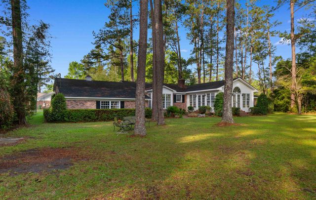 106 Jessamine St., Andrews, SC 29510