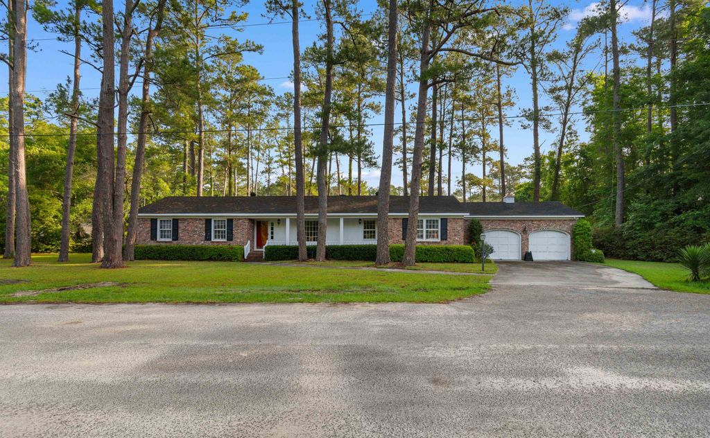 106 Jessamine St., Andrews, SC 29510