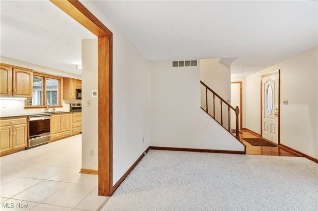 6670 Summit Drive, Canfield, OH 44406