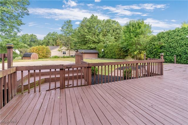 6670 Summit Drive, Canfield, OH 44406