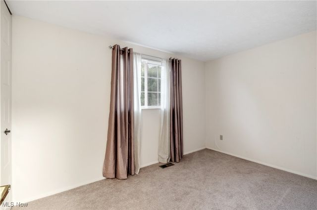 6670 Summit Drive, Canfield, OH 44406