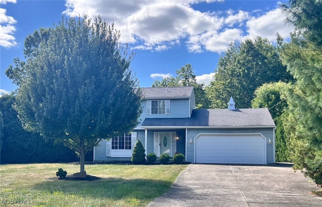 6670 Summit Drive, Canfield, OH 44406