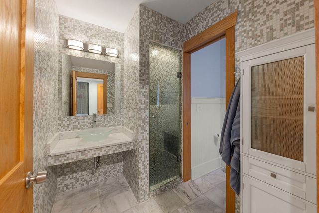 535 N Ashland Avenue, La Grange Park, IL 60526