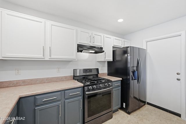 18274 S Dusk View Drive, Green Valley, AZ 85614