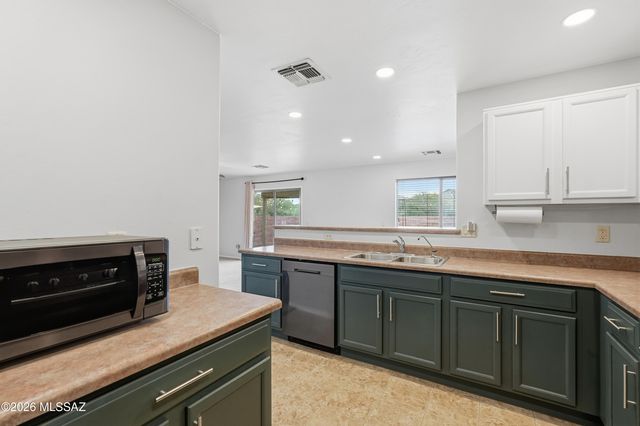 18274 S Dusk View Drive, Green Valley, AZ 85614