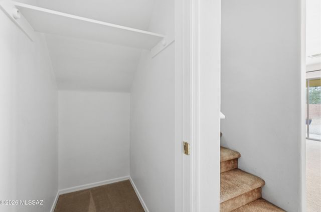 18274 S Dusk View Drive, Green Valley, AZ 85614