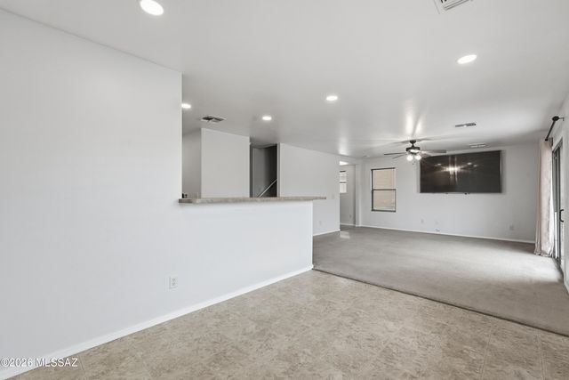 18274 S Dusk View Drive, Green Valley, AZ 85614