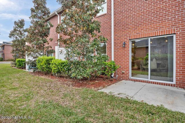 1541 ACKEN Drive, Jacksonville, FL 32225