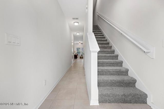 1541 ACKEN Drive, Jacksonville, FL 32225