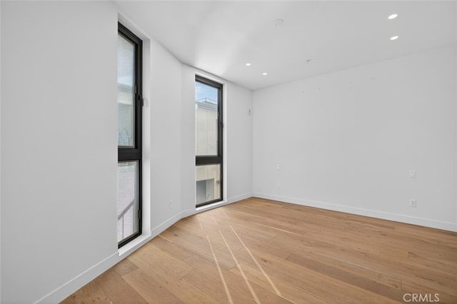 1253 N Sweetzer Avenue 3, West Hollywood, CA 90069