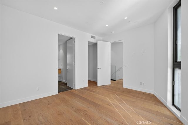 1253 N Sweetzer Avenue 3, West Hollywood, CA 90069