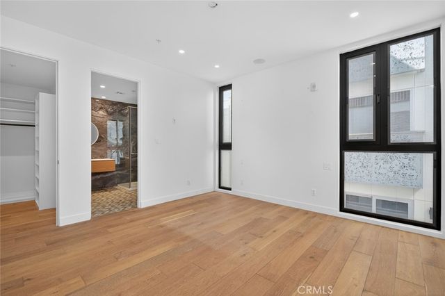 1253 N Sweetzer Avenue 3, West Hollywood, CA 90069