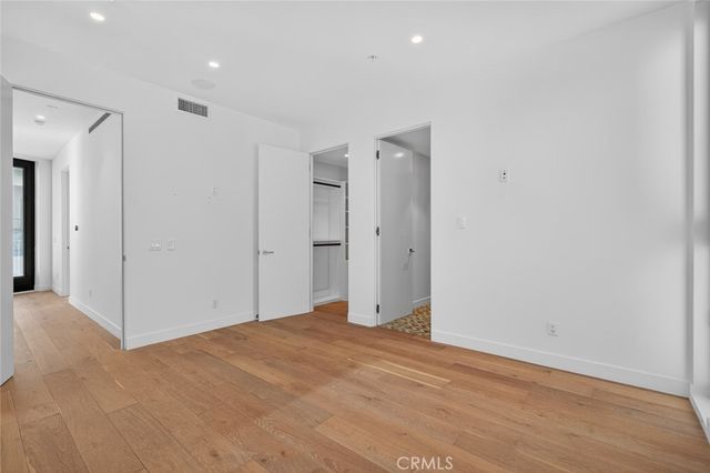 1253 N Sweetzer Avenue 3, West Hollywood, CA 90069